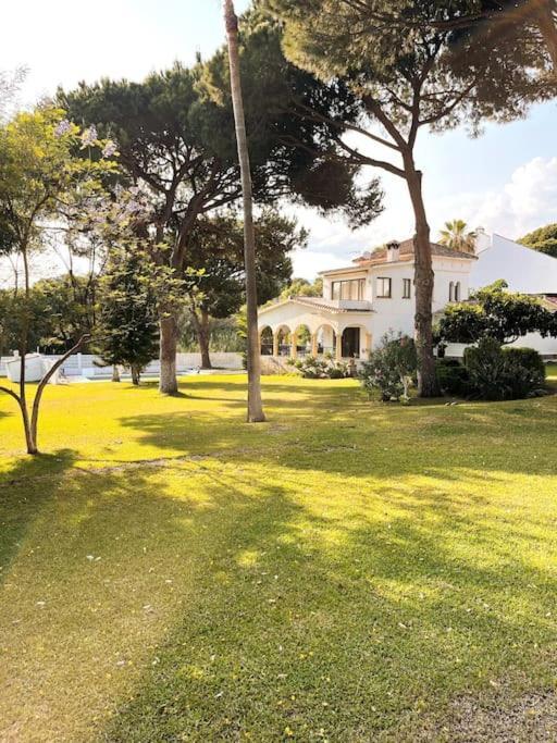 Villa Santa Cristina Cerca Del Mar Marbella Exterior foto